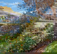 Arty Beach House at Lighthouse Beach - Accommodation Adelaide