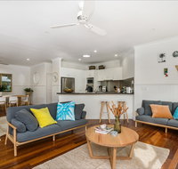Barefoot Lane - Accommodation Adelaide