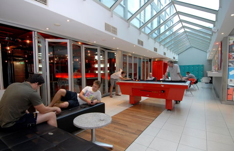 Base Backpackers St Kilda - Accommodation Adelaide 1