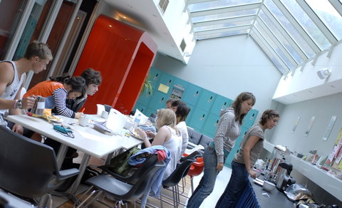 Base Backpackers St Kilda - Accommodation Adelaide 2