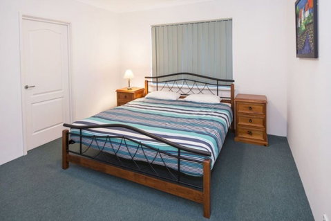 Fairway View - Accommodation Adelaide 1