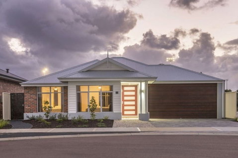 Fairway Lakeside - Accommodation Adelaide 0