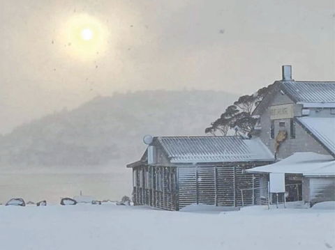 Great Lake Hotel - Accommodation Adelaide 1