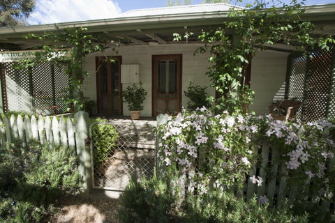 Laidlaw Cottage - Accommodation Adelaide 1