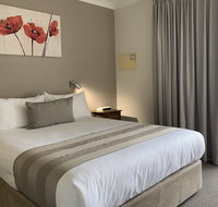 Lodestar Waterside Apartments - Accommodation Adelaide