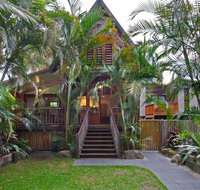 The Longhouse - Accommodation Adelaide