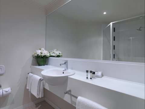 Travelodge Hotel Melbourne Southbank - Accommodation Adelaide 2