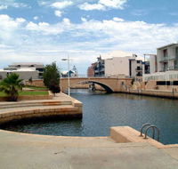 Crest Del Mar Apartments - Accommodation Adelaide