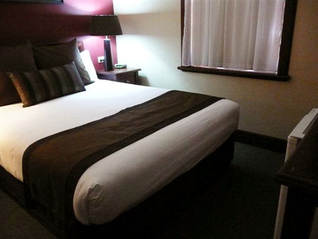 Margaret River Hotel & Holiday Suites - Accommodation Adelaide 2