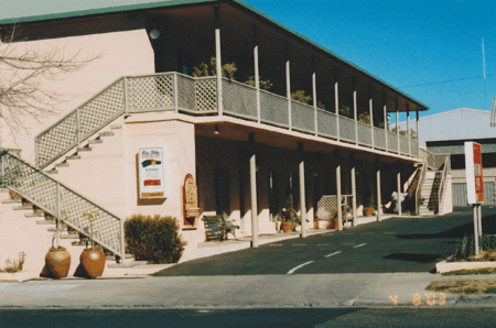 New England Motor Inn - Accommodation Adelaide