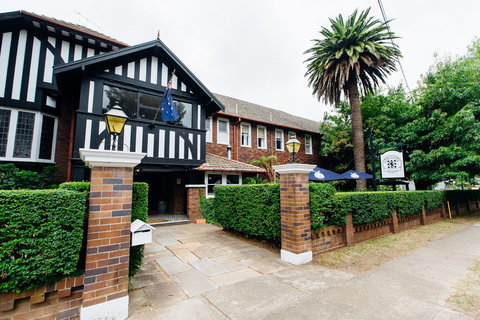 Bundanoon Hotel - Accommodation Adelaide 1