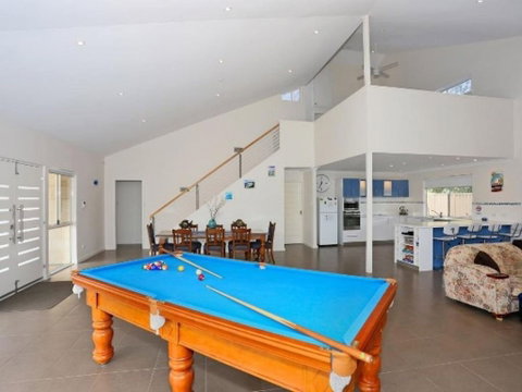 Falcon By The Bay - Accommodation Adelaide 0