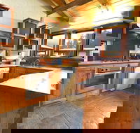 Feathertop Retreat - Accommodation Adelaide