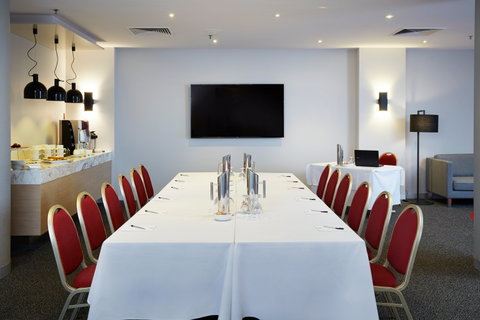 Ibis Perth - Accommodation Adelaide 1