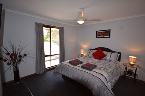 Riverbush Cottages - Accommodation Adelaide 2