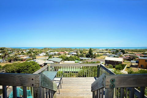 3 Henley Street - Goolwa Beach - Accommodation Adelaide 0