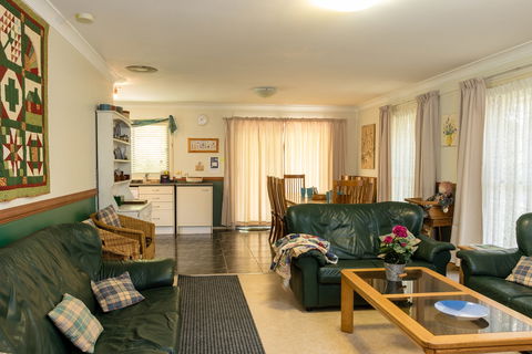 Arcadia House - Accommodation Adelaide 2