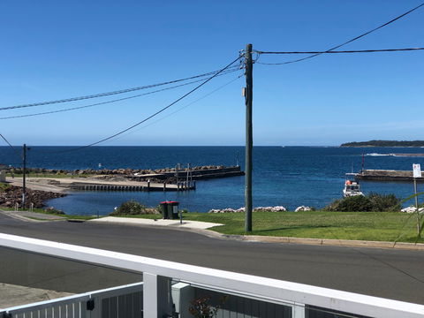 Escape At The Harbour - Accommodation Adelaide 0