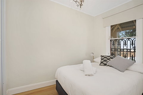 Newcastle Executive Homes - Oceanview Terrace - Accommodation Adelaide 1