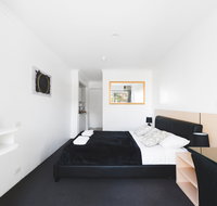 The Manly Hotel Est. 1964 - Accommodation Adelaide