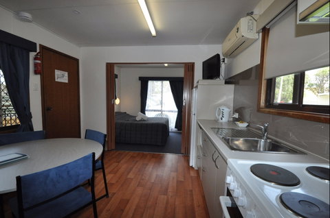 Beachside Holiday Park - Accommodation Adelaide 2