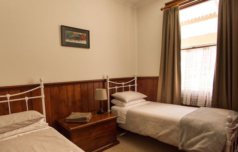 Creek Cottage Walhalla - Accommodation Adelaide 2