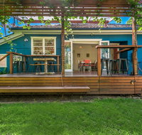 Frankie's Beach House - Accommodation Adelaide