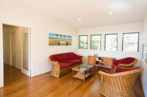 Just Sit: Moruya Heads - Accommodation Adelaide 2
