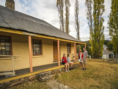 Old Trahlee - Accommodation Adelaide 0