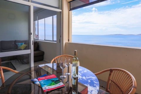 Spalding Lodge Unit 12 - Accommodation Adelaide 0