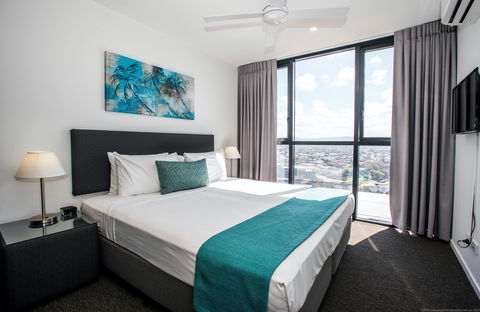 Synergy  Broadbeach - Accommodation Adelaide 1