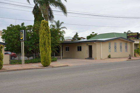 Travelway Motel - Accommodation Adelaide 0
