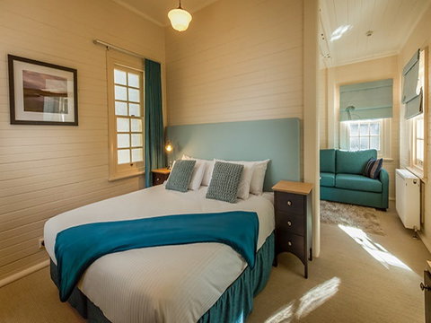 Yarrangobilly Caves House: Guest Rooms - Accommodation Adelaide 1