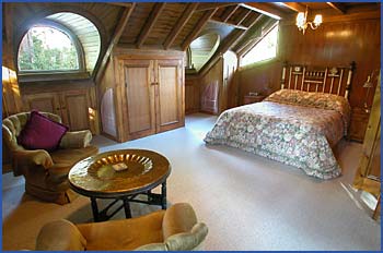 A Camelot Tower And Penthouse - Accommodation Adelaide 0