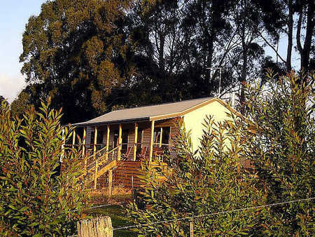 Birchwood Retreat Country Cottages - Accommodation Adelaide 0