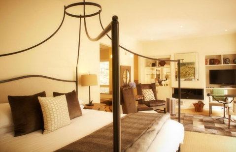 Lake House - Accommodation Adelaide 1