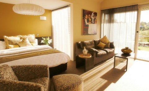 Lake House - Accommodation Adelaide 3