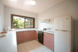 Banjo’s All Seasons Accommodation - Accommodation Adelaide 3