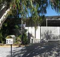 Beach Units Tannum Sands - Accommodation Adelaide