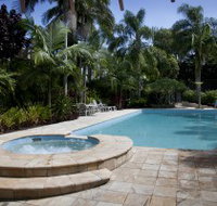 Oasis Apartments and Treetop Houses - Accommodation Adelaide