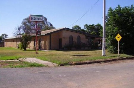 Wilcannia NSW Accommodation Adelaide