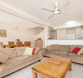 Aaah 2  Byron - Accommodation Adelaide