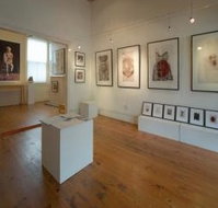 Bird's Gallery - Accommodation Adelaide
