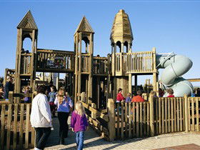 Jubilee Park Adventure Playground - Accommodation Adelaide 0