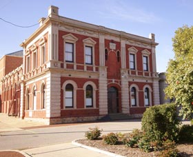 Northam Town Hall - Accommodation Adelaide 0