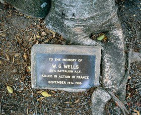 Eumundi War Memorial - Accommodation Adelaide 0