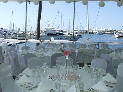 Southport Yacht Club Incorporated - Accommodation Adelaide 8