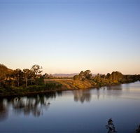Lake Wivenhoe - Accommodation Adelaide