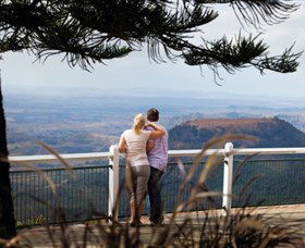 Picnic Point Lookout And Parkland - Accommodation Adelaide 0