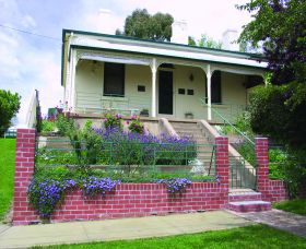 Chifley Home And Education Centre - Accommodation Adelaide 0